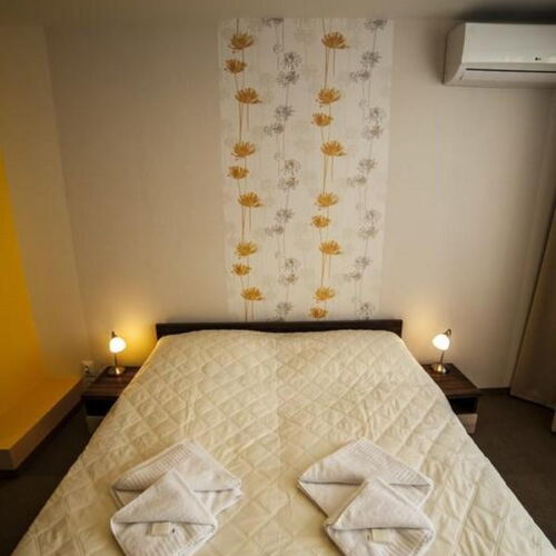 Izba so sprchou s klimatizáciou pre 2 os.