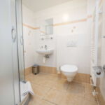 Standard Quadruple Room with Shower