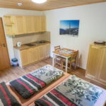Erdőre néző saját teakonyhával 2 fős apartman 1 hálótérrel