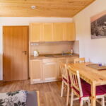 Sípályára nyíló kilátás erkélyes 4 fős apartman 2 hálótérrel