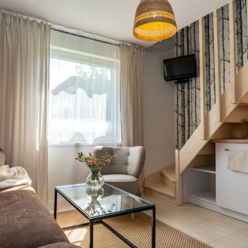 Domek letniskowy 4-osobowy z łazienką z widokiem na ogród