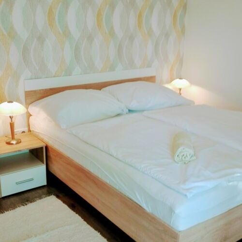 Apartament deluxe silver cu 2 camere pentru 4 pers.