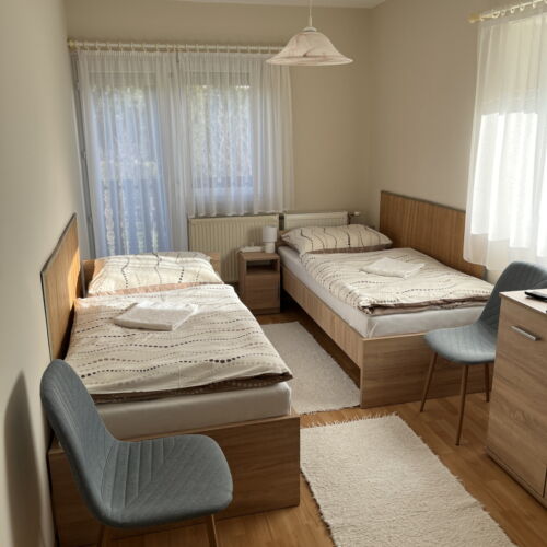 Pokoj pro 2 os. na poschodí 