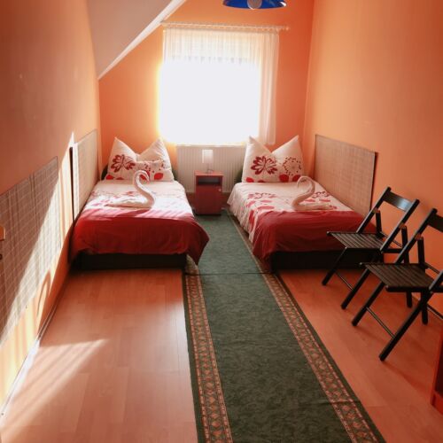 Pokoj s koupací vanou pro 2 os. na poschodí