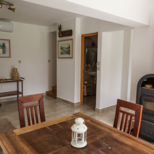 Mountain View Whole House Holiday Home for 6 Persons