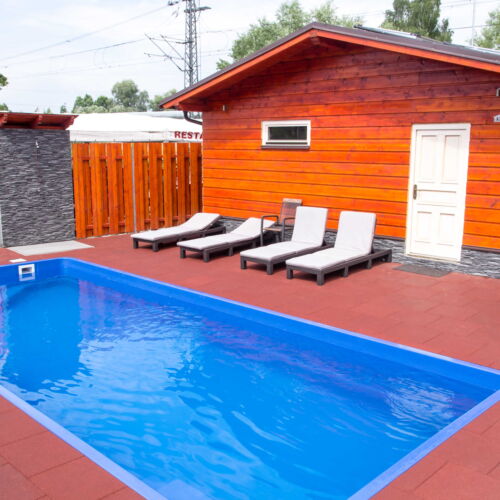 Pokoj se sprchou  pro 4 os.