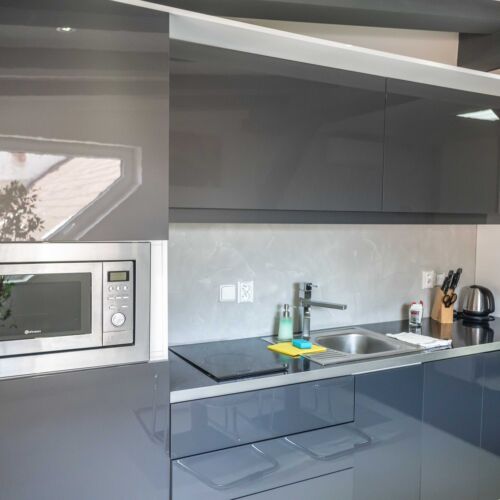 Pokój 2-osobowy z aneksem kuchennym (możliwa dostawka)