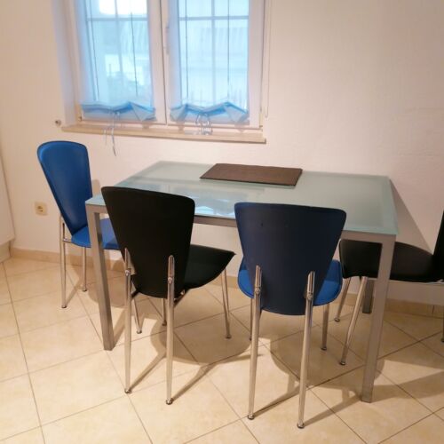 Apartament family la parter cu 2 camere pentru 4 pers.