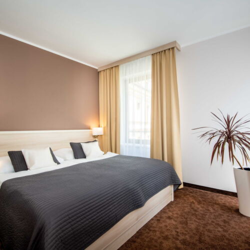 Pokoj se sprchou s klimatizací pro 2 os.