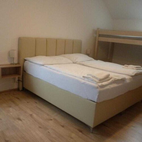 Apartman se sprchou s vlastní kuchyňkou pro 8 os. se 2 ložnicemi