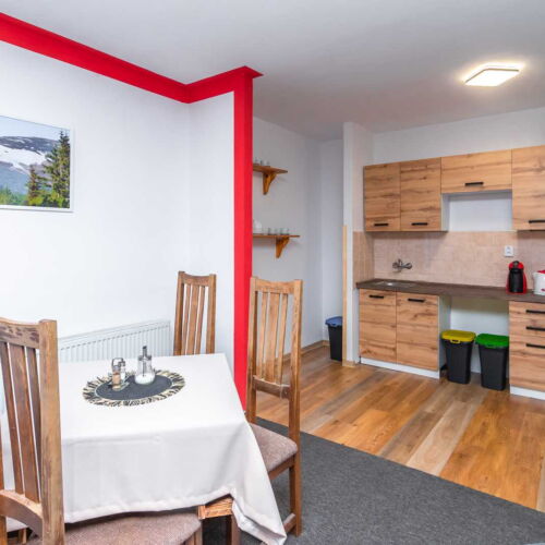 Pokoj se sprchou  pro 6 os. (s možností přistýlky)