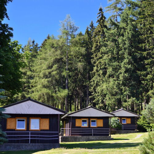 Chata lCD TV cu chicinetă proprie pentru 6 pers. (se inchirieaza doar integral)