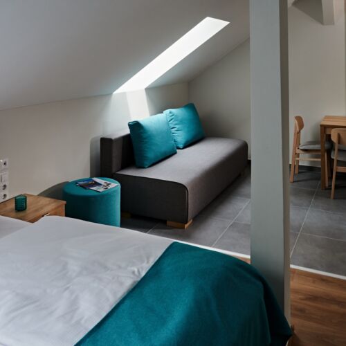 Apartament 4-osobowy na poddaszu Superior z 1 pomieszczeniem sypialnianym