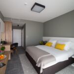 Emeleti légkondicionált kétágyas szoba