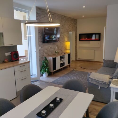 Apartament 6-osobowy Komfort z widokiem na miasto z 2 pomieszczeniami sypialnianymi