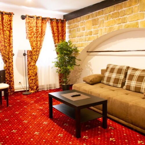 Pokój 3-osobowy z prysznicem (możliwa dostawka)