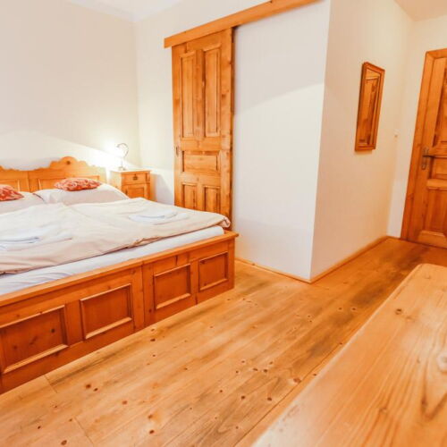 Camera dubla standard cu baie