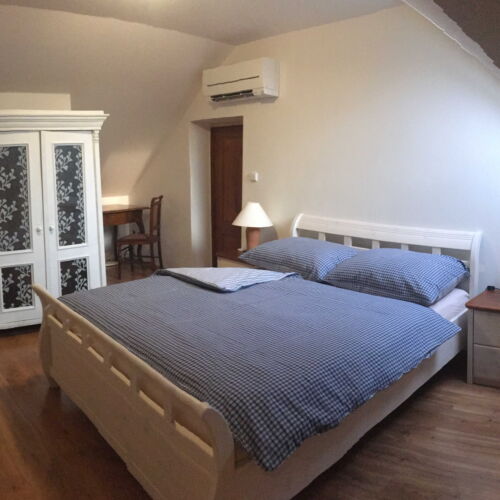 Camera dubla la mansardă