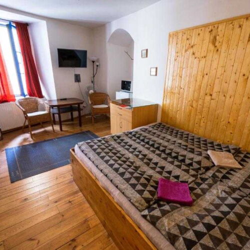 Dvoulůžkový pokoj Deluxe s manželskou postelí