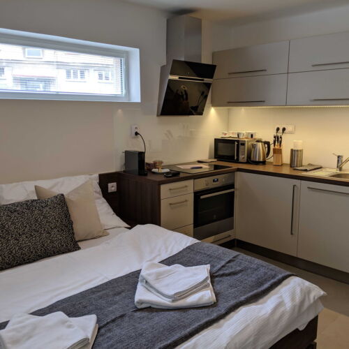 Apartament cu duș cu bucătărie proprie pentru 2 pers. (se poate solicita pat suplimentar)