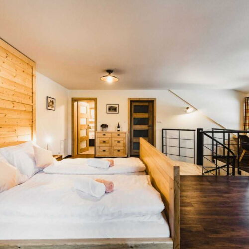 Apartman se sprchou s vlastní kuchyňkou pro 5 os. (s možností přistýlky)