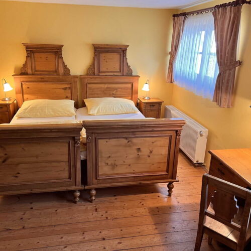 Pokój 2-osobowy Standard z prysznicem