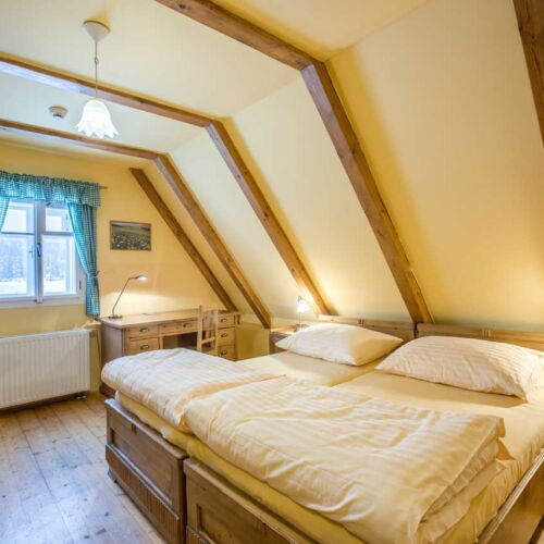 Pokój 2-osobowy z prysznicem (możliwa dostawka)