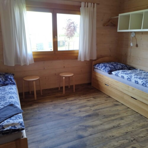 Dreibettzimmer mit Eigener Teeküche (Zusatzbett möglich)