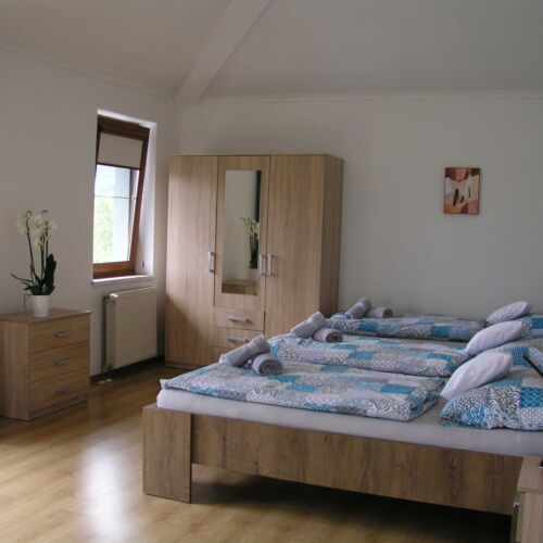 Apartment for 3 Persons with Shower and Kitchen