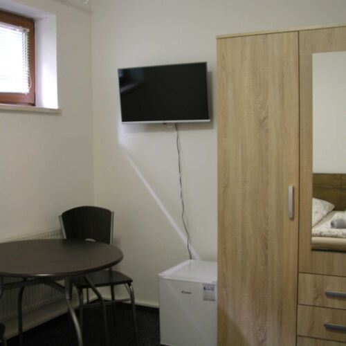 Triple Room with Shower and Kitchen