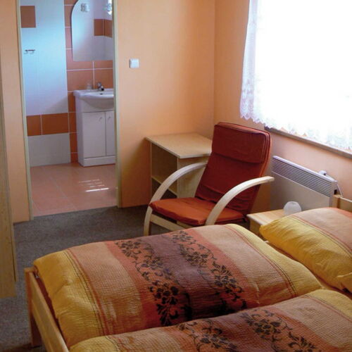 Pokoj se sprchou  pro 4 os.