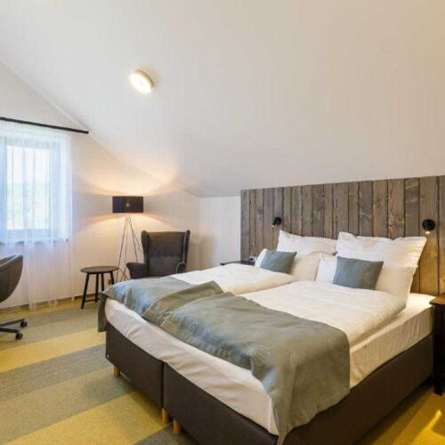 Apartman se sprchou  pro 4 os.