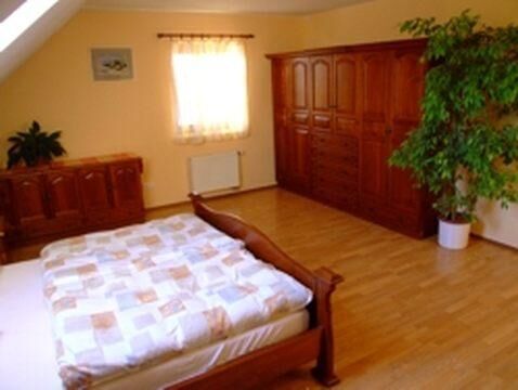 Apartman se sprchou  pro 7 os.