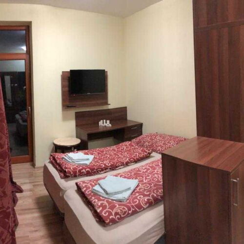 Pokój 4-osobowy z prysznicem z balkonem