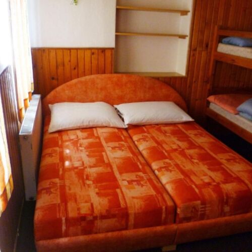 Quadruple Room with Shared Bathroom and Shared Kitchenette