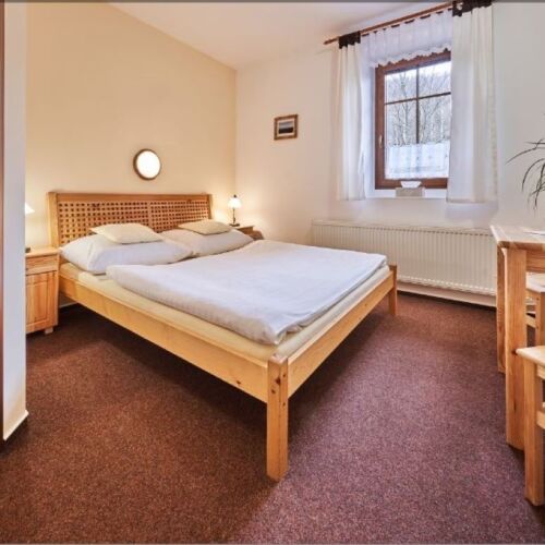 Pokój 2-osobowy z prysznicem ze wspólnym aneksem kuchennym