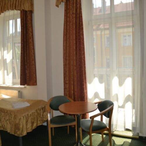 Camera twin standard