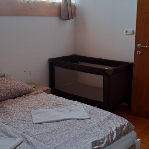 Casă de vară întreaga unitate cu panoramă pentru 6 pers. (se inchirieaza doar integral) (se poate solicita pat suplimentar)