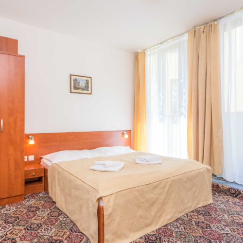 Camera twin standard cu baie