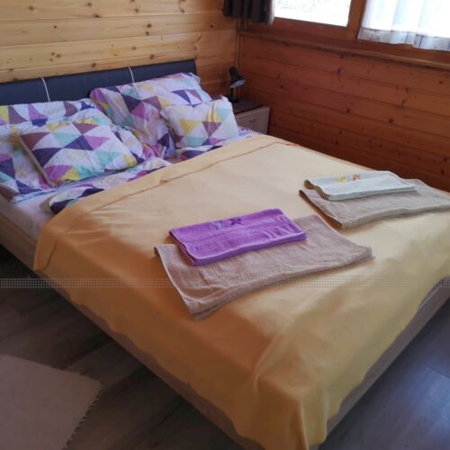 Camera dubla lCD TV cu duș