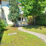 Whole House Apartment for 6 Persons with Garden