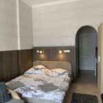 Udvarra néző emeleti franciaágyas szoba (pótágyazható)