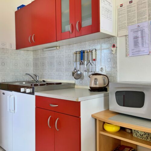 Djelomičan pogled na more Na katu apartman za 2 osoba(e) sa 1 spavaće(om) sobe(om) (mogućnost dodavanja pomoćnog kreveta)