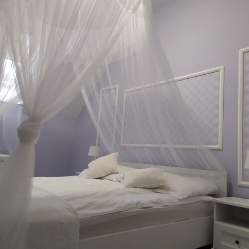 Camera dubla deluxe la etaj