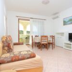 Sea View 1-Room Air Conditioned Apartment for 4 Persons A-17086-b