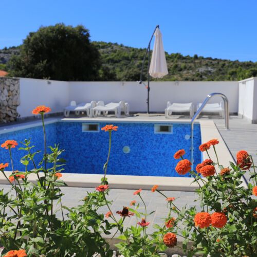 1-Room Air Conditioned Apartment for 2 Persons with Terrace A-17867-c