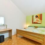 2-Zimmer-Apartment für 5 Personen mit Klimaanlage und Terasse A-18098-a
