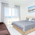 Apartament 5-osobowy z klimatyzacją z widokiem na morze z 1 pomieszczeniem sypialnianym A-18150-b