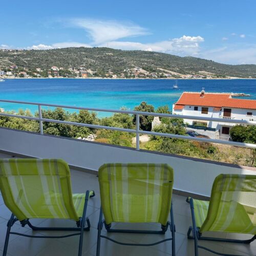 Sea View 1-Room Air Conditioned Apartment for 4 Persons A-18168-b