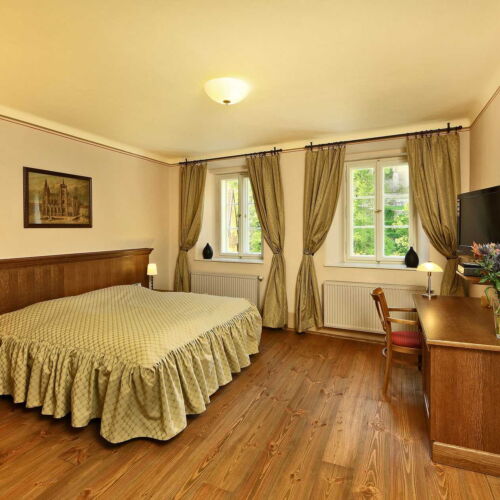 Budova Depandance Pokoj se sprchou s manželskou postelí